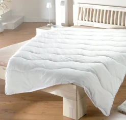 NKD Mikrofaser-Steppbett in verschiedenen Größen
